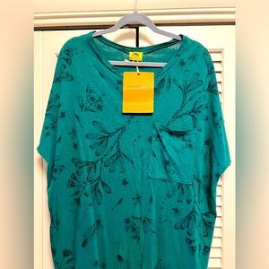 NWT Kealopiko Shirt Dress in Small☀️